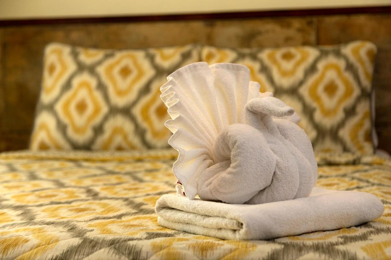 Hotel Amar Inn Пуэрто-Морелос Экстерьер фото